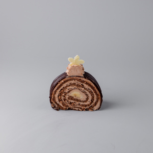 Chocolate roll piece