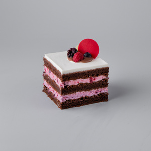 Cake "Forest berries"