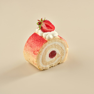 Strawberry Roll (1 piece)