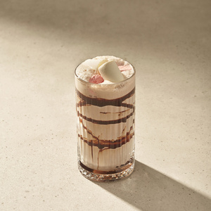 Pista va shokoladli yogurt
