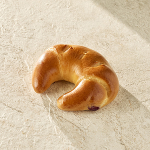Cherry Bun