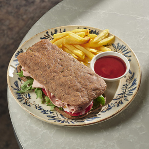 Сэндвич с мортаделлой