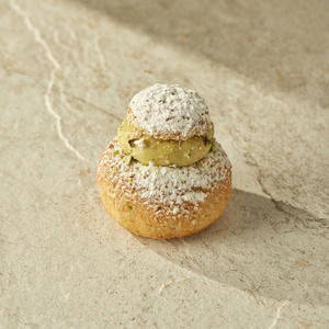 Pistachio Choux