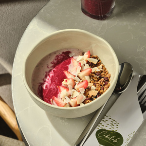 Чиа-боул с клубникой